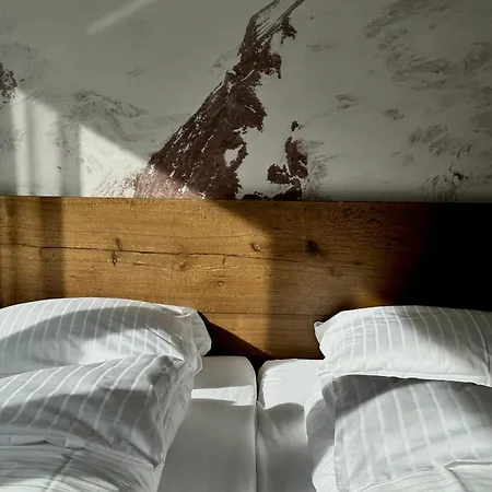Marmotta Alpin Hotel