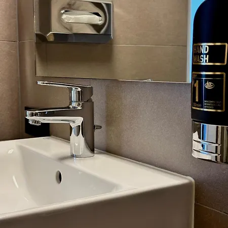 Marmotta Alpin 酒店 2*